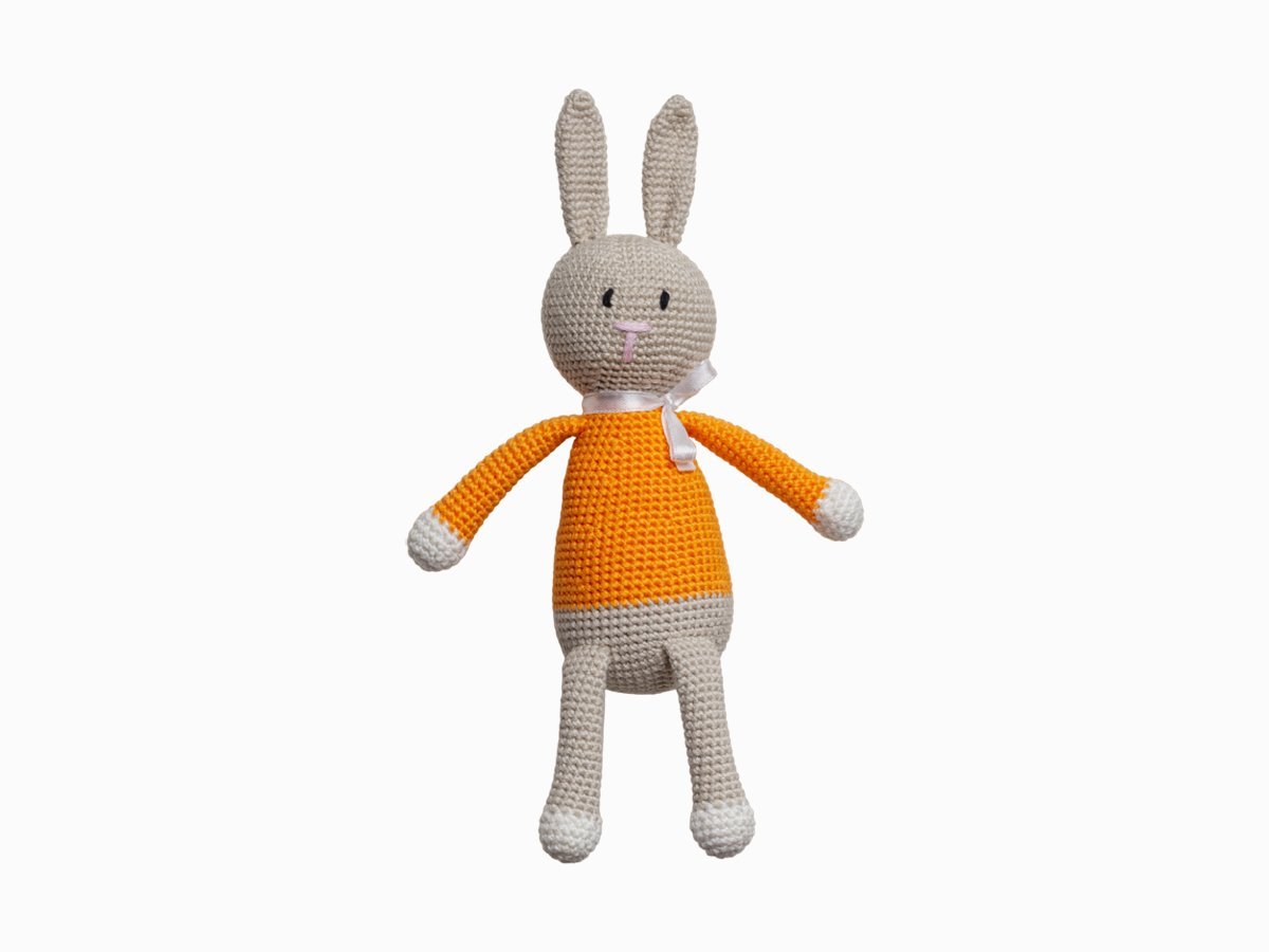 Мягкая игрушка вязаная "Заяц"